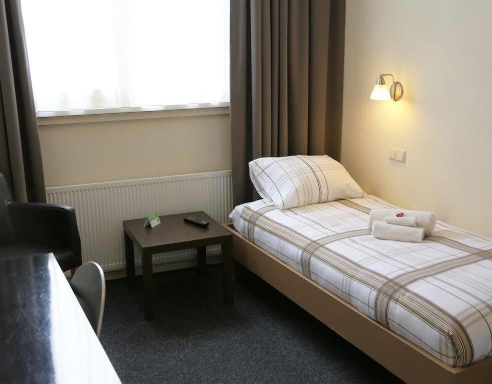 Hotel Rozenburg Экстерьер фото